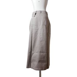 sz M, beige kick pleat long skirt